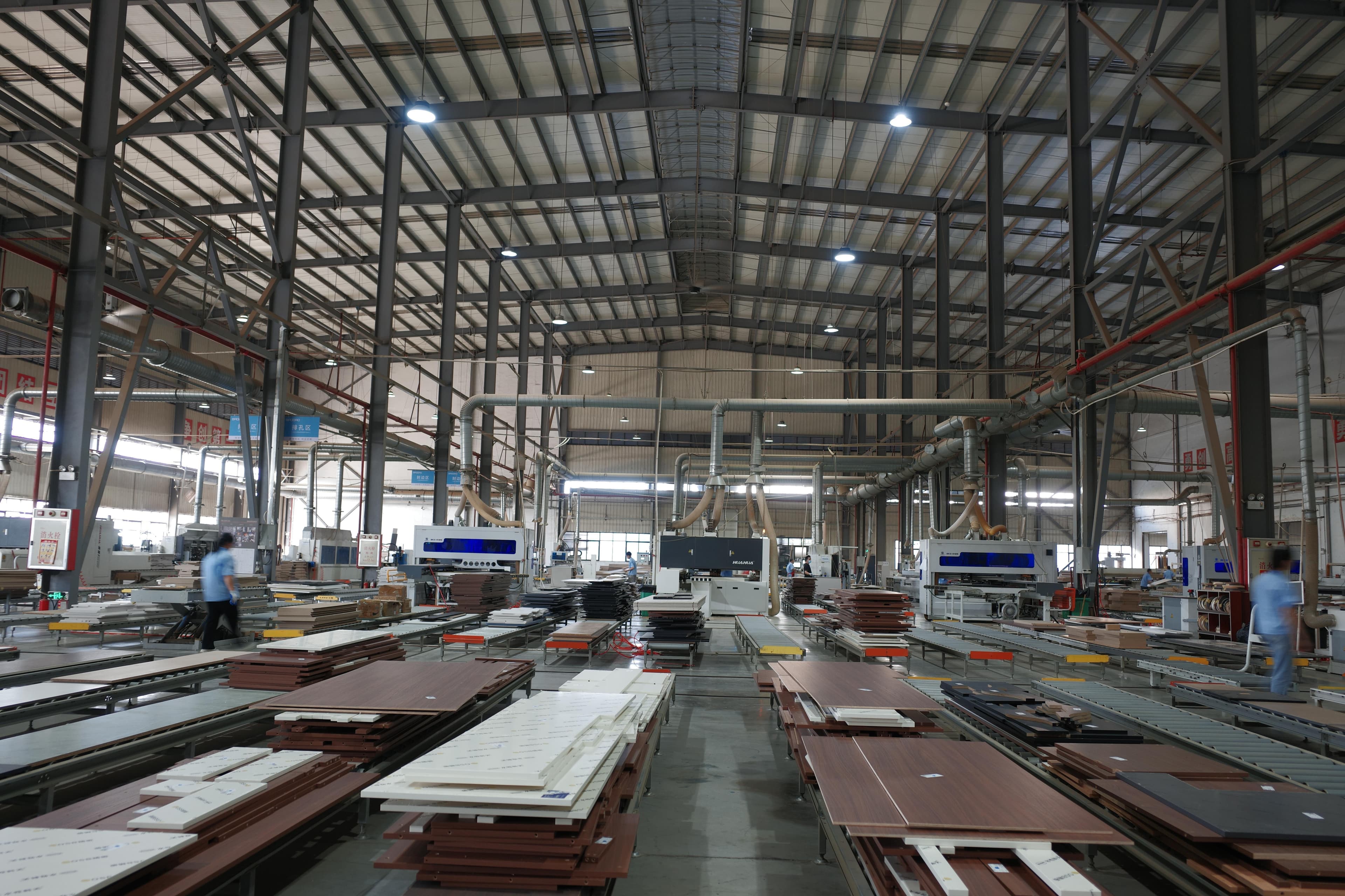 End-to-End Flexible Production Line